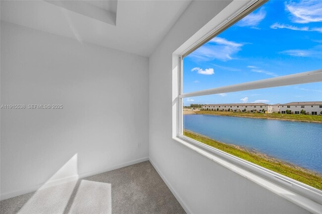 Building Photo - 2751 SE 25th Ave