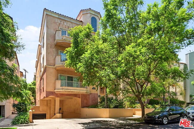 Building Photo - 1511 Camden Ave