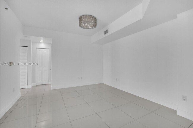 Building Photo - 7900 Harbor Island Dr