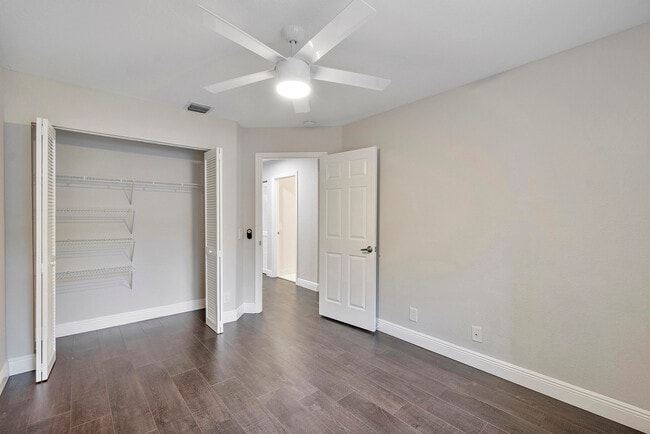 Building Photo - 6364 NW 78th Dr