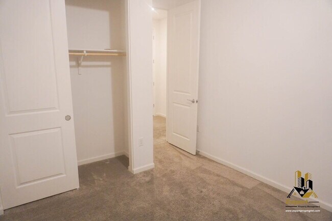 Building Photo - 2939 Limoges Walk