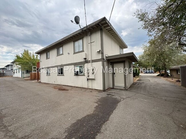 Building Photo - 1501 N Edmonds Dr