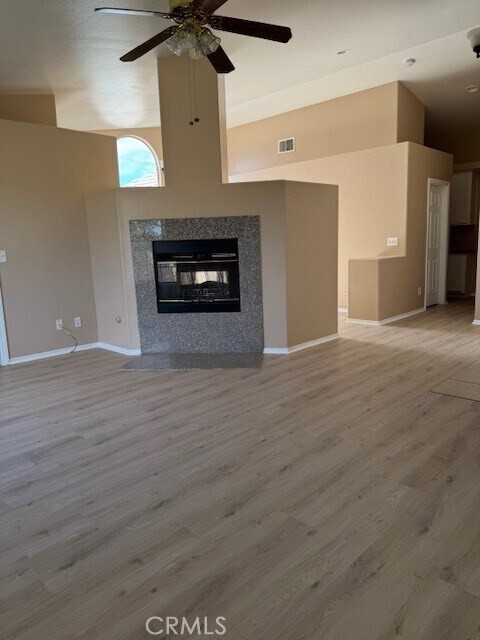 Building Photo - 6832 Quezon Ave