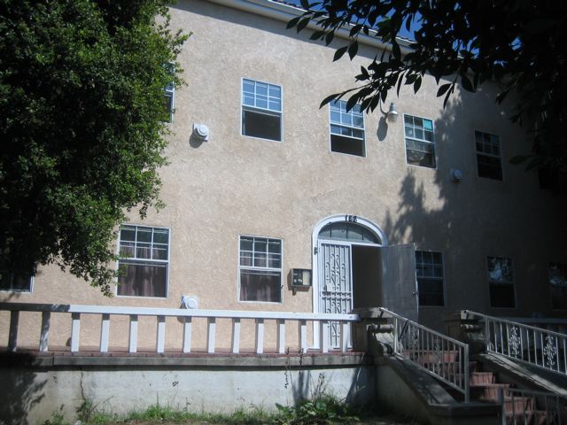 Building Photo - 158 S Berendo St