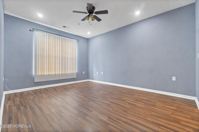 Building Photo - 41 Azalea Dr