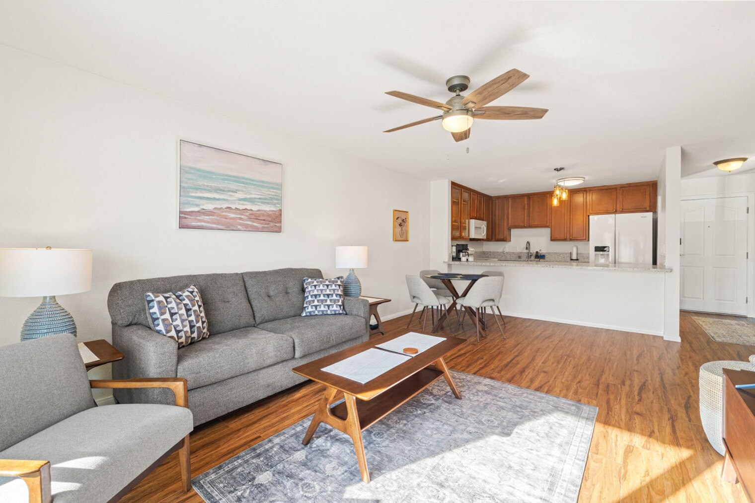 Building Photo - 3030 Suncrest Dr