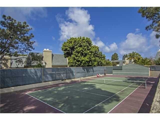 Building Photo - INCREDIBLE 3BD/3BA TOWNHOME IN THE DEL CHA...
