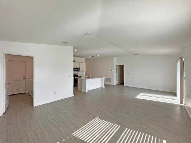 Building Photo - 4225 Abernathy Wy