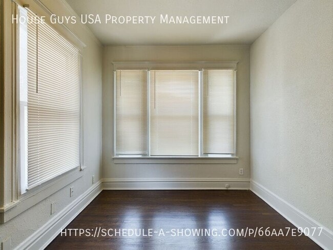 Building Photo - 3939 Troost Ave