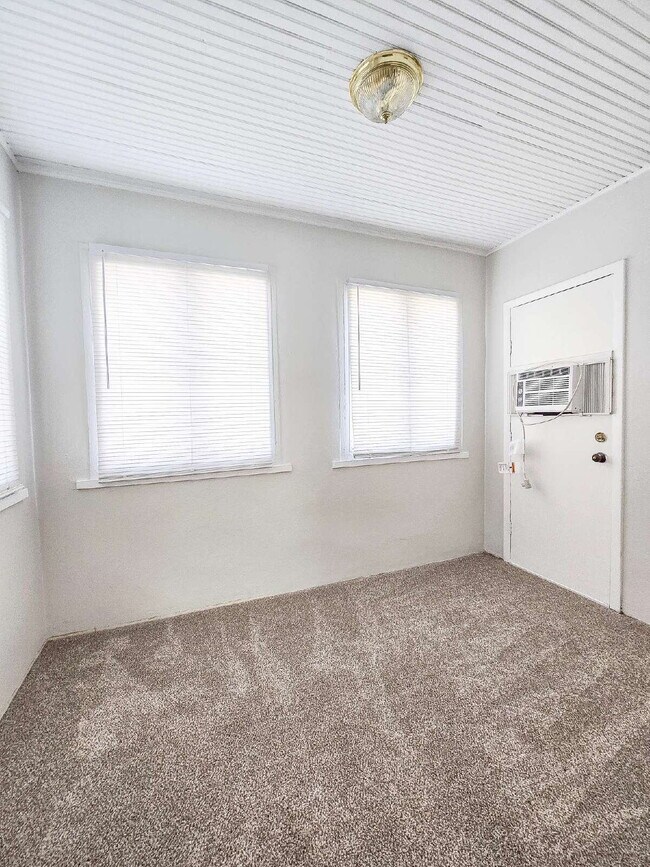 Building Photo - "Charming 1-Bedroom Home in Winter Haven – Perfect for Cozy Living!"