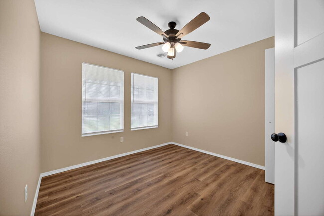 Building Photo - BRAND-NEW 4BR/2BA Duplex/Patio home with Garage - Available Now near Hollister, Schools