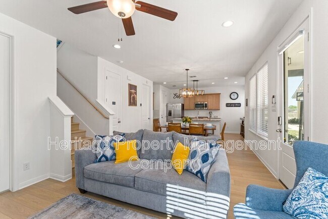 Building Photo - 2119 Hofstaat