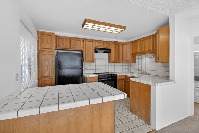 Building Photo - Moonstone