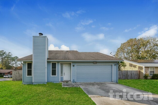 Building Photo - 10868 Trestle Ct