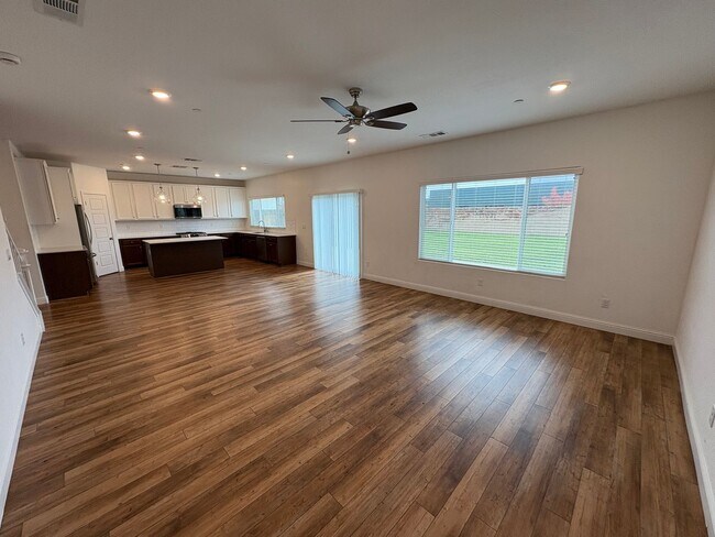 Building Photo - Lennar Built 2 story home coming soon!