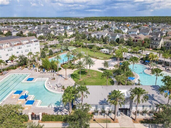 Building Photo - 13181 McMillan Dr