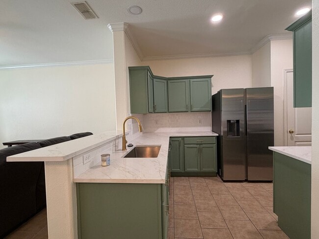 Building Photo - 14901 Windward Dr