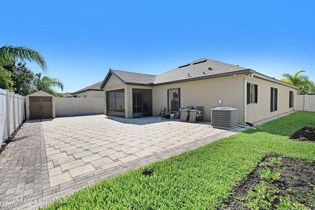 Building Photo - 4000 Harvest Cir