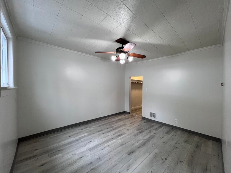 Building Photo - 425 Ohio Ave