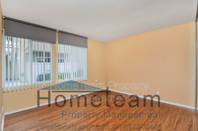Building Photo - 3030 Suncrest Dr