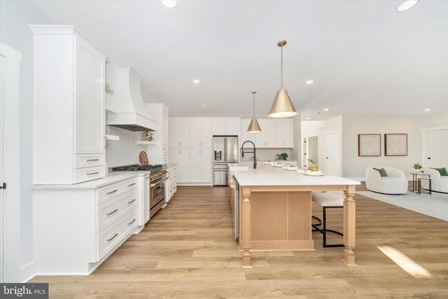 Building Photo - 204 3 Rivers Rd