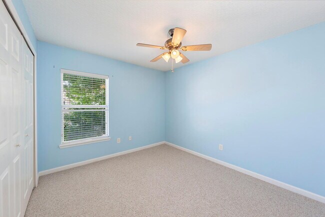 Building Photo - Beautifully Updated & Spacious 3BR/2BA Condo in a Secure Gated Community — Includes Cable, Intern...