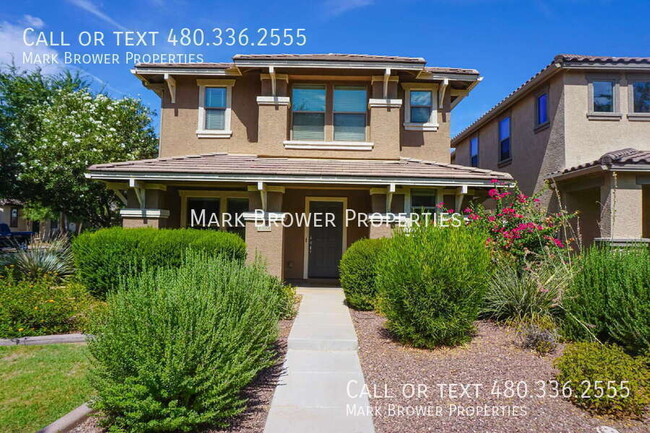 Primary Photo - 1073 S Hawk Ln
