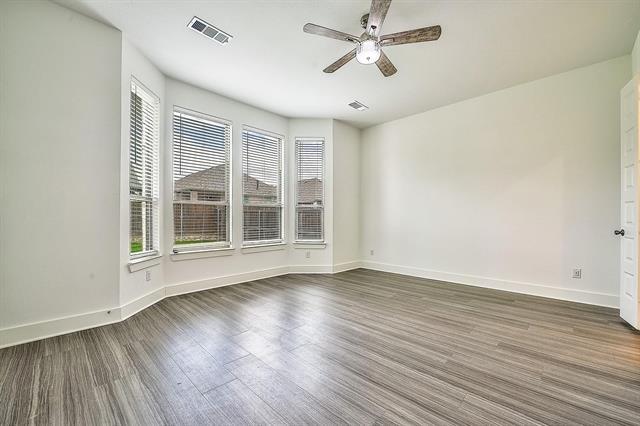 Building Photo - 1301 Saddle Ridge Dr