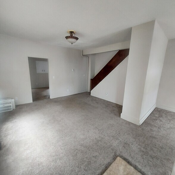 Receiving area - 704 Cedar St