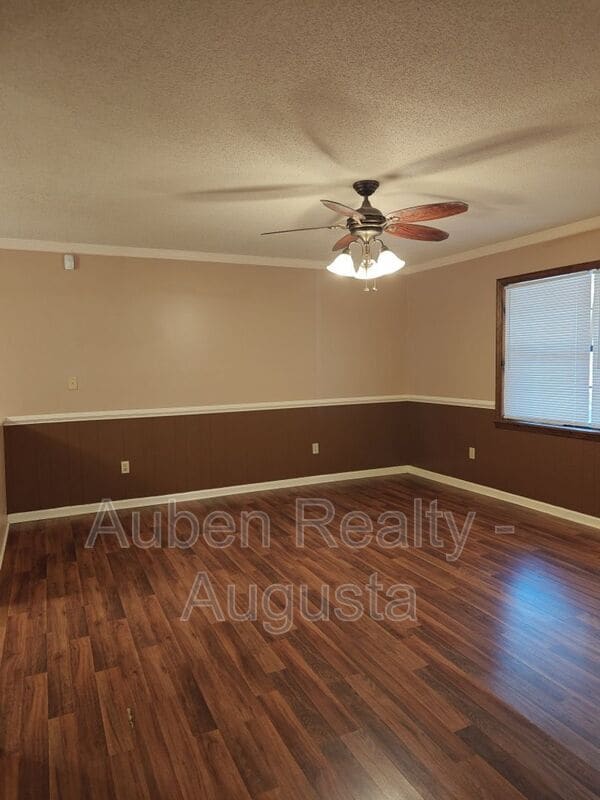 Building Photo - 3718 Byrd Rd