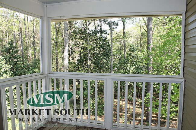 Building Photo - GATED COMMUNITY - HOOVER CREEK PLANTATION