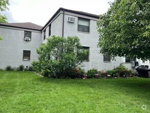 Building Photo - 68-24 138th St