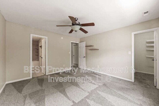Building Photo - 8130 Kings Creek Dr