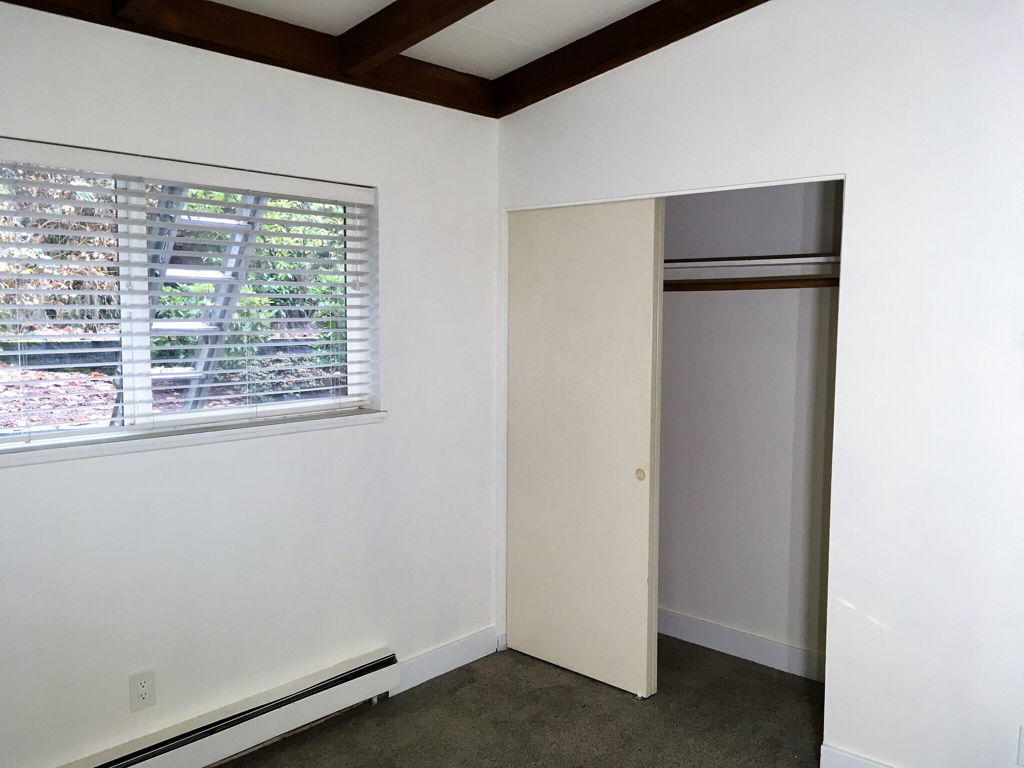 Building Photo - 3604 Butler Dr