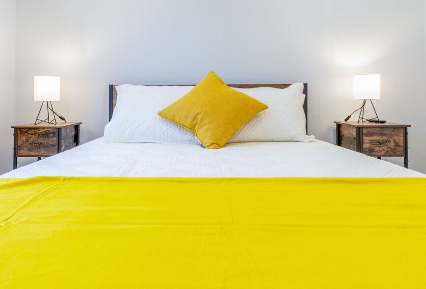 Building Photo - 6466 NW 20th St