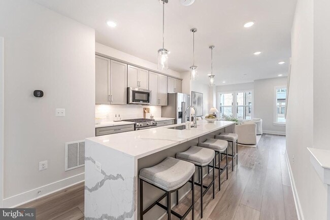 Building Photo - 12742 Verdant Wy