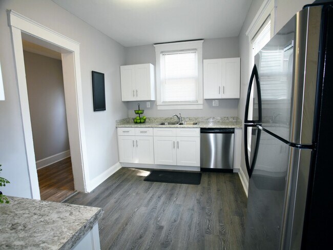 Building Photo - 3 Renovated Story 4 Bed - 2.5 Bath Colonial available for Rent