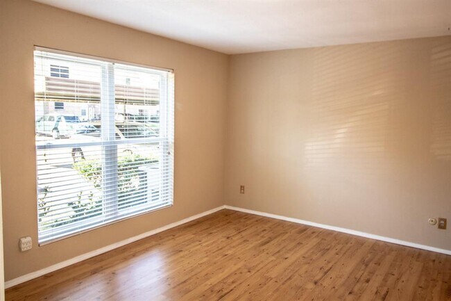 Building Photo - 14515 Wunderlich Dr