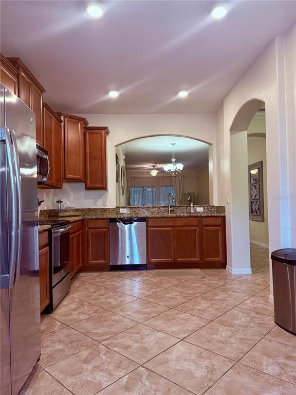 Building Photo - 2411 Willimette Dr