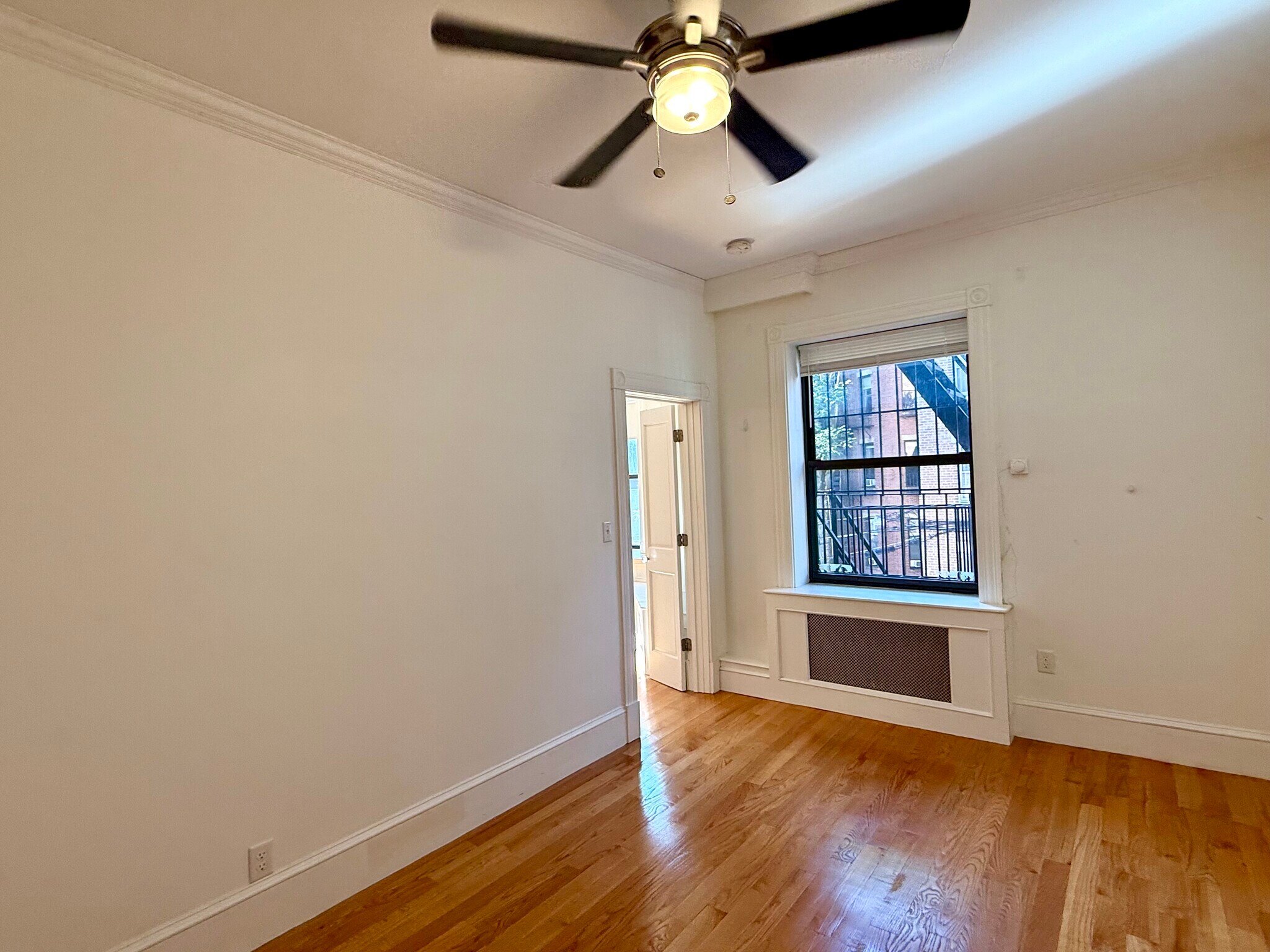 Building Photo - 247 Newbury St