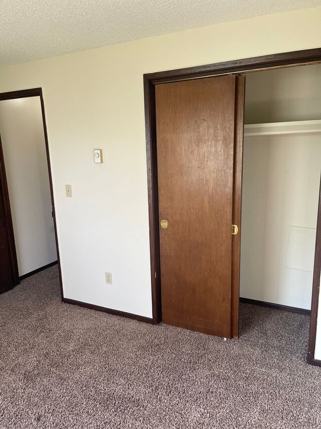 Building Photo - 2 Bedroom Duplex in Spokane Valley **Avail...