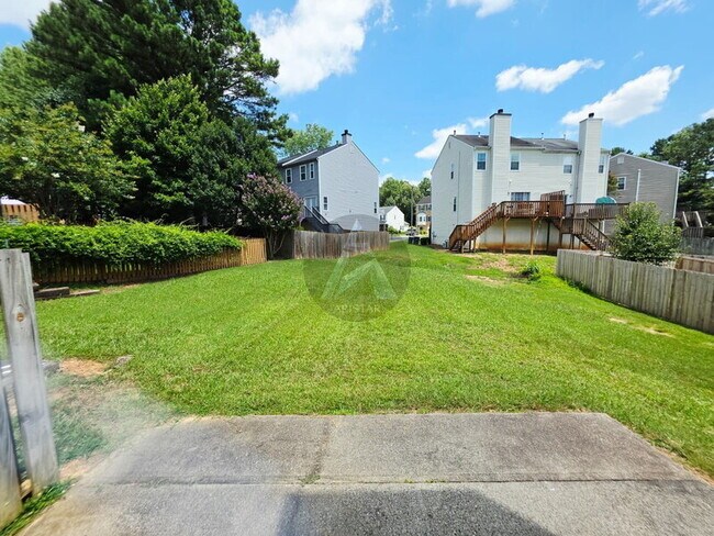 Building Photo - 4319 Thorngate Ln