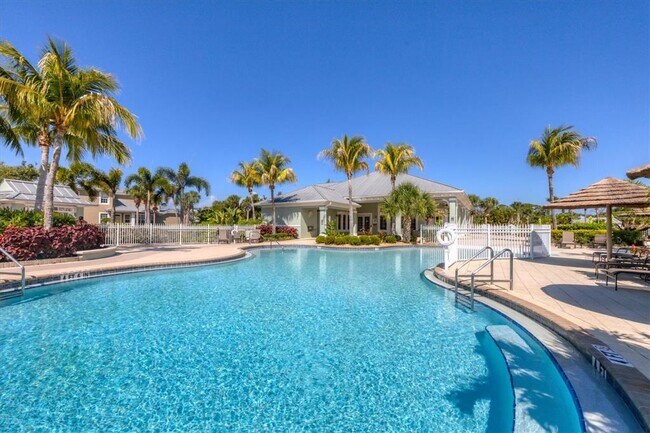 Building Photo - 8541 Amberjack Cir