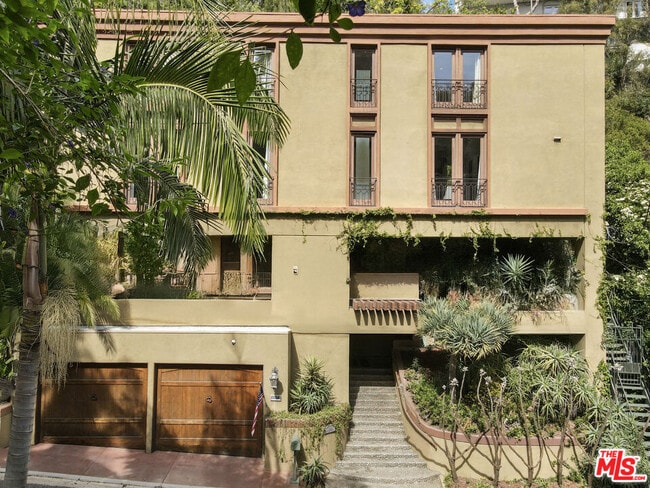 Building Photo - 10023 Westwanda Dr