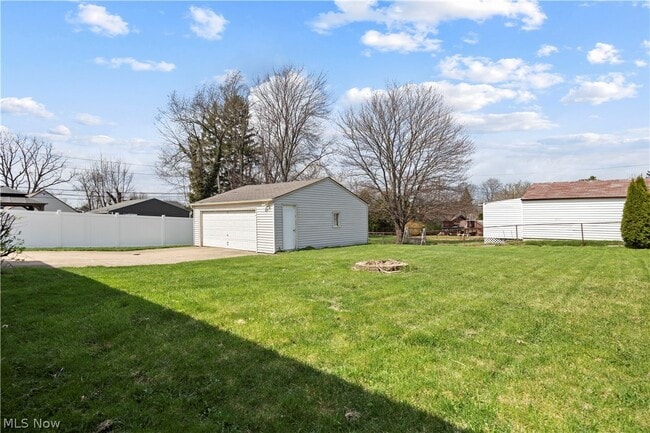 Building Photo - 17050 Sheldon Rd