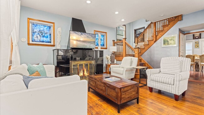 Building Photo - 27 S Oakland Ave