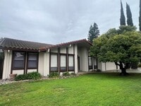 Building Photo - BEAUTIFUL 4 BEDROOM W/POOL IN FAIR OAKS!!