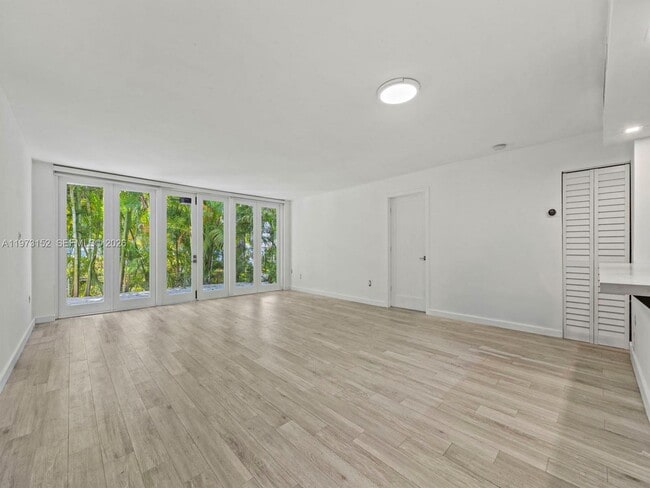 Building Photo - 55 Ocean Ln Dr