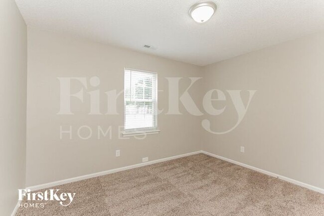 Building Photo - 2816 Emerald Meadow Ln