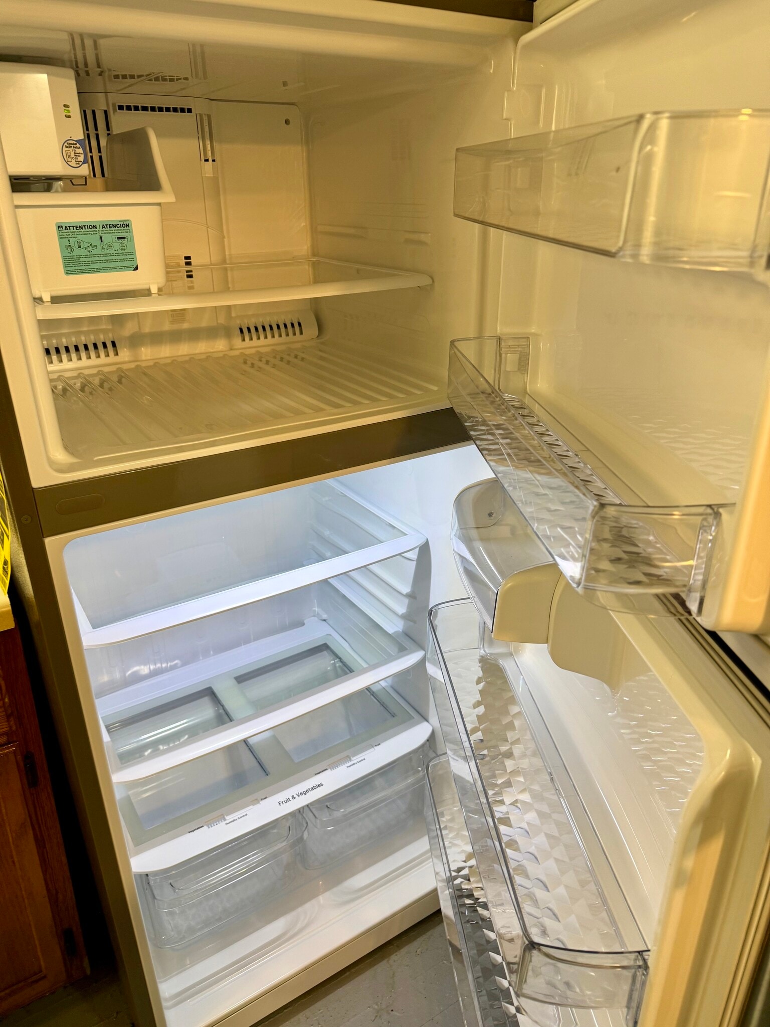 Brand new refrigerator - 3570 Allandale Ln